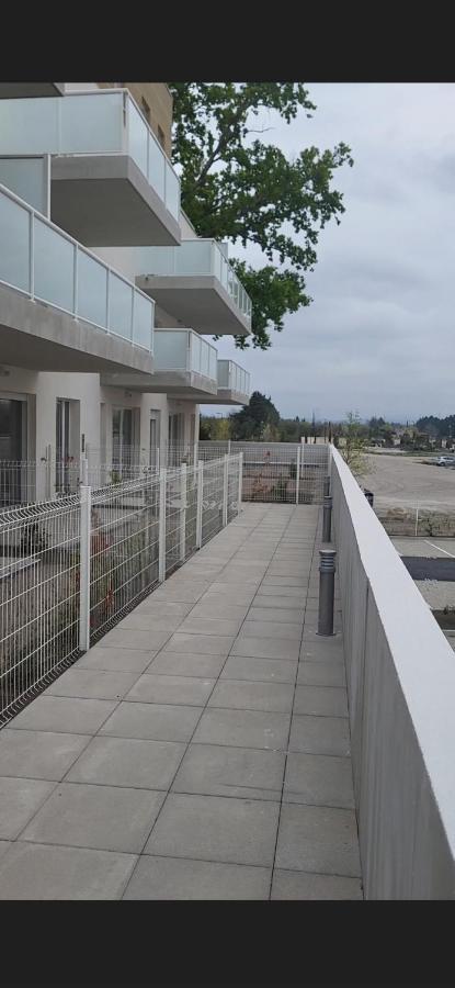 Appartement Avec Balcon/Terrasse Monteux Eksteriør bilde